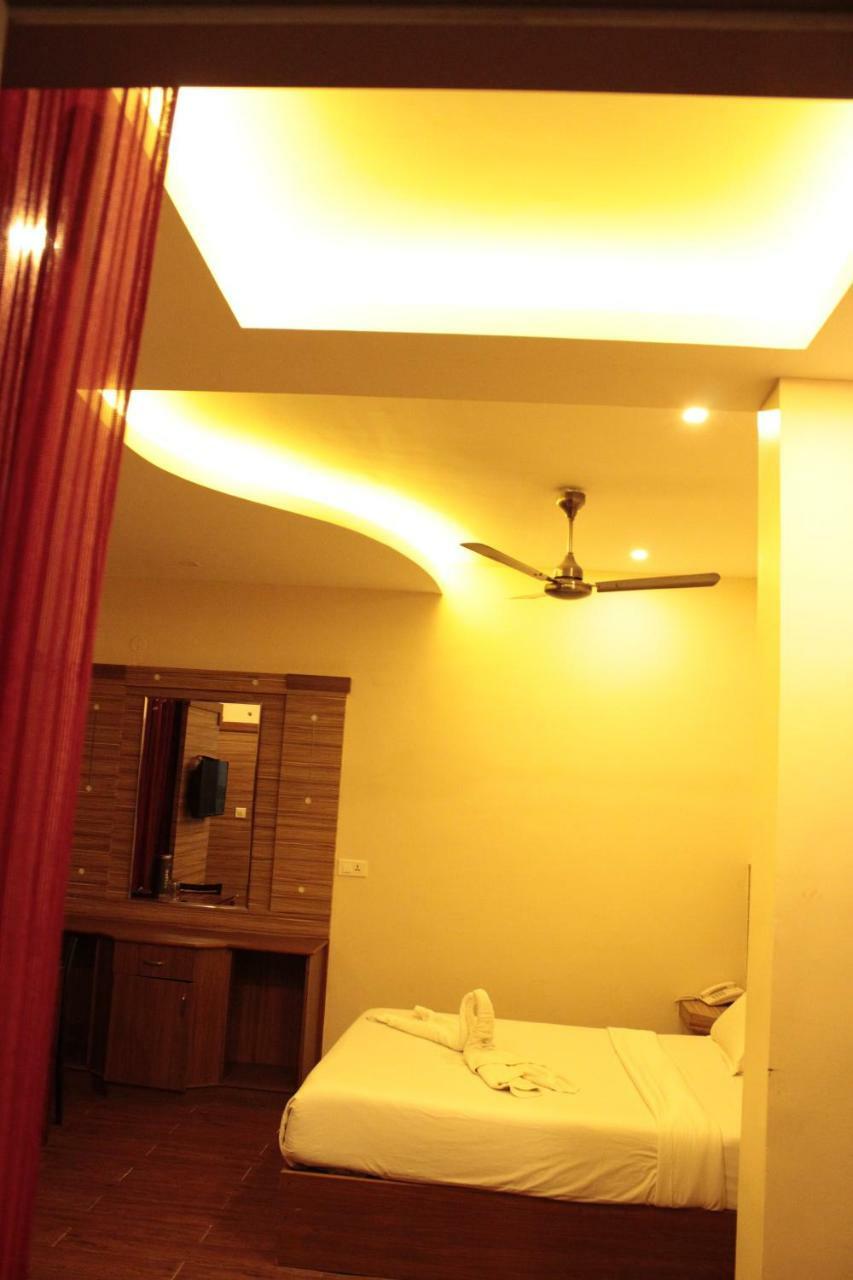 Lumino Dwellings Hotel Munnar Buitenkant foto
