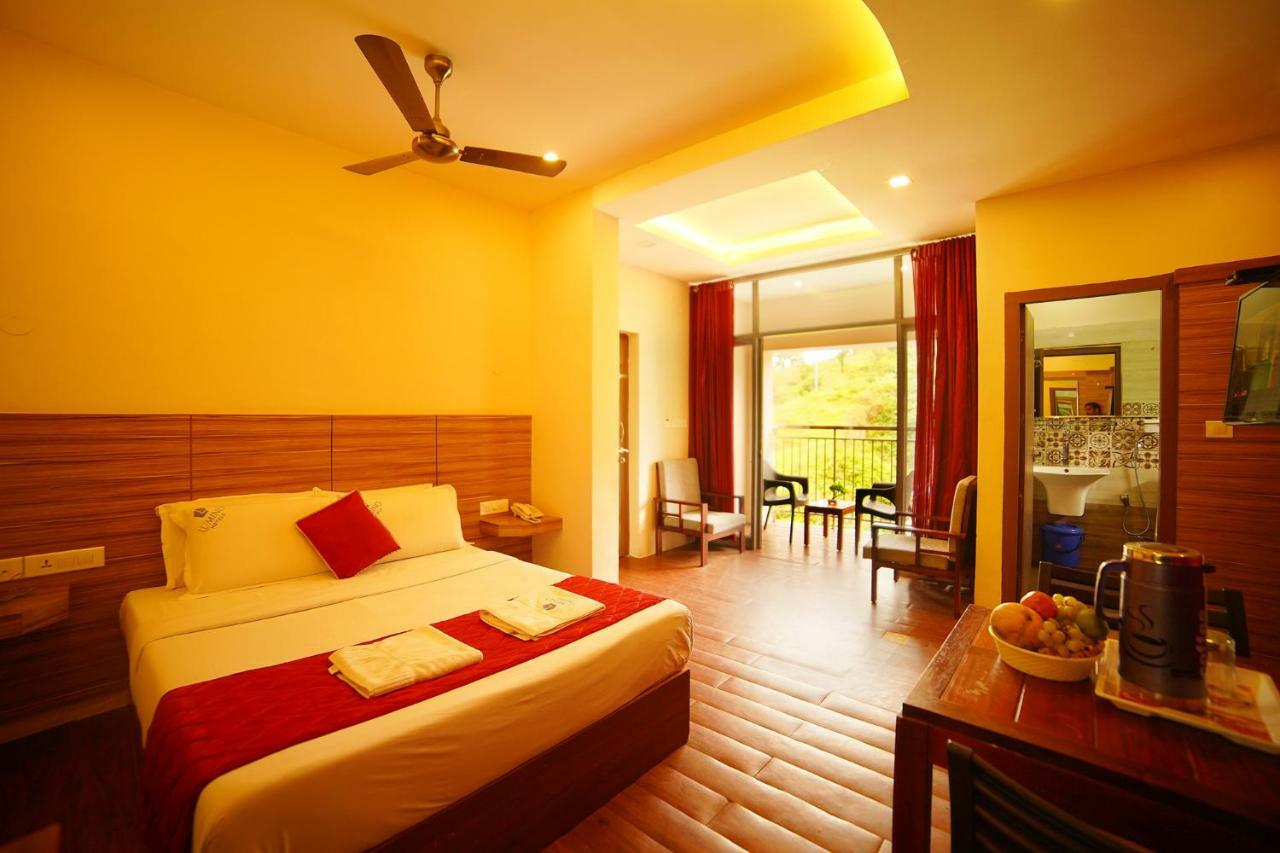 Lumino Dwellings Hotel Munnar Buitenkant foto