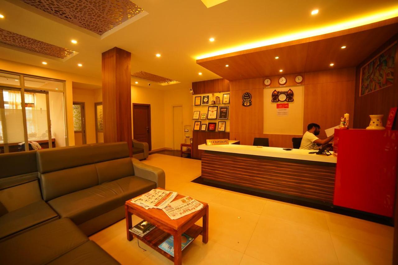 Lumino Dwellings Hotel Munnar Buitenkant foto
